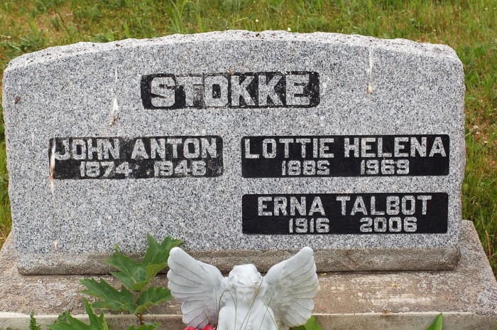 STOKKE, Lottie Helena